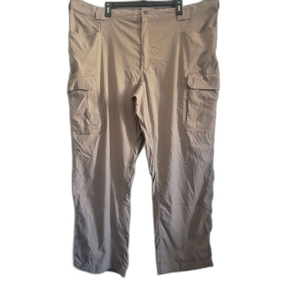 Duluth Trading Men's Relaxed Fit Cargo Pants 3XL x 32 Lightweight - Picture 1 of 10